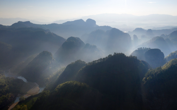 山外山，是什么模樣？